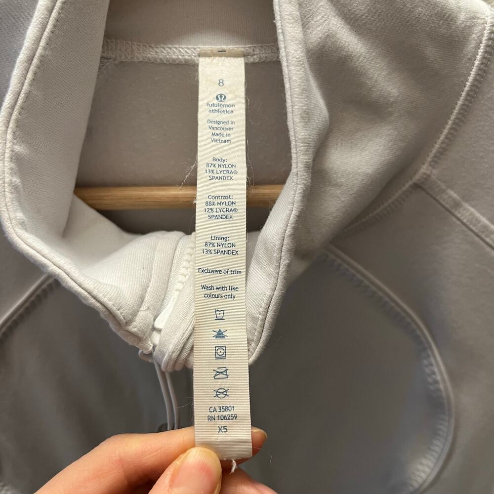Lululemon Define Jacket Luon Light Gray Size 8 Full Zip Fitted Yoga Athleisure - Picture 7 of 9